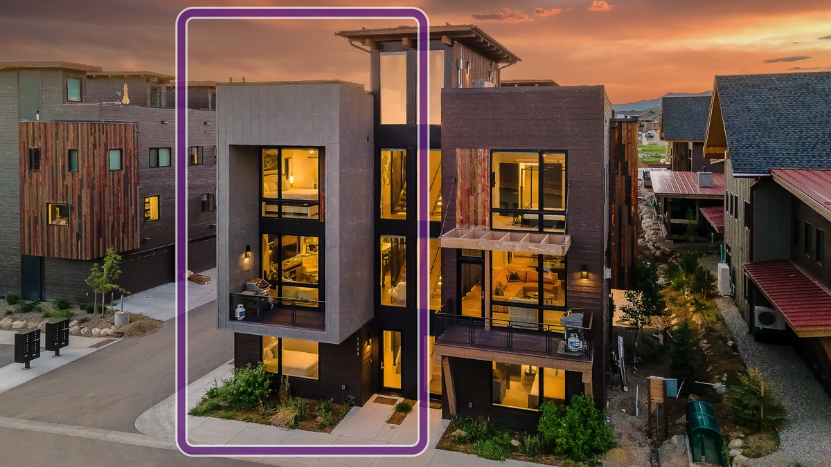 Welcome to Capitol House!