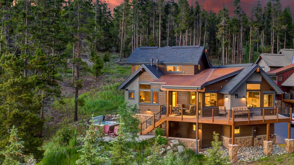 Elliott House Breckenridge Rental Moving Mountains