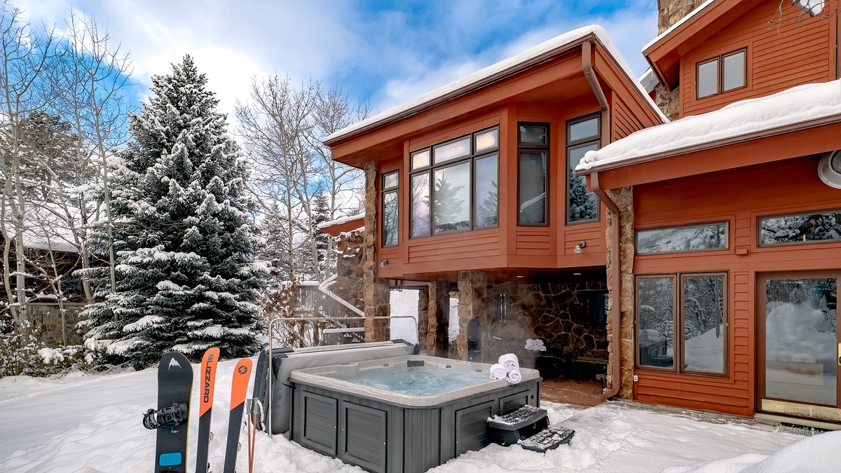 Trails Edge Lodge Steamboat Springs Rental | Moving Mountains