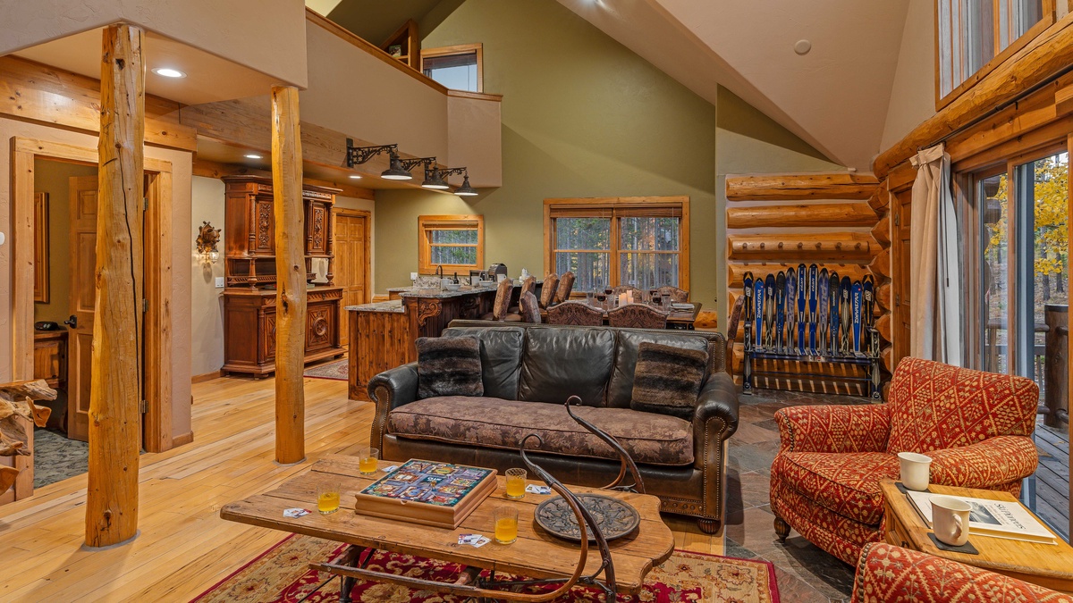 Upper Level - Family room