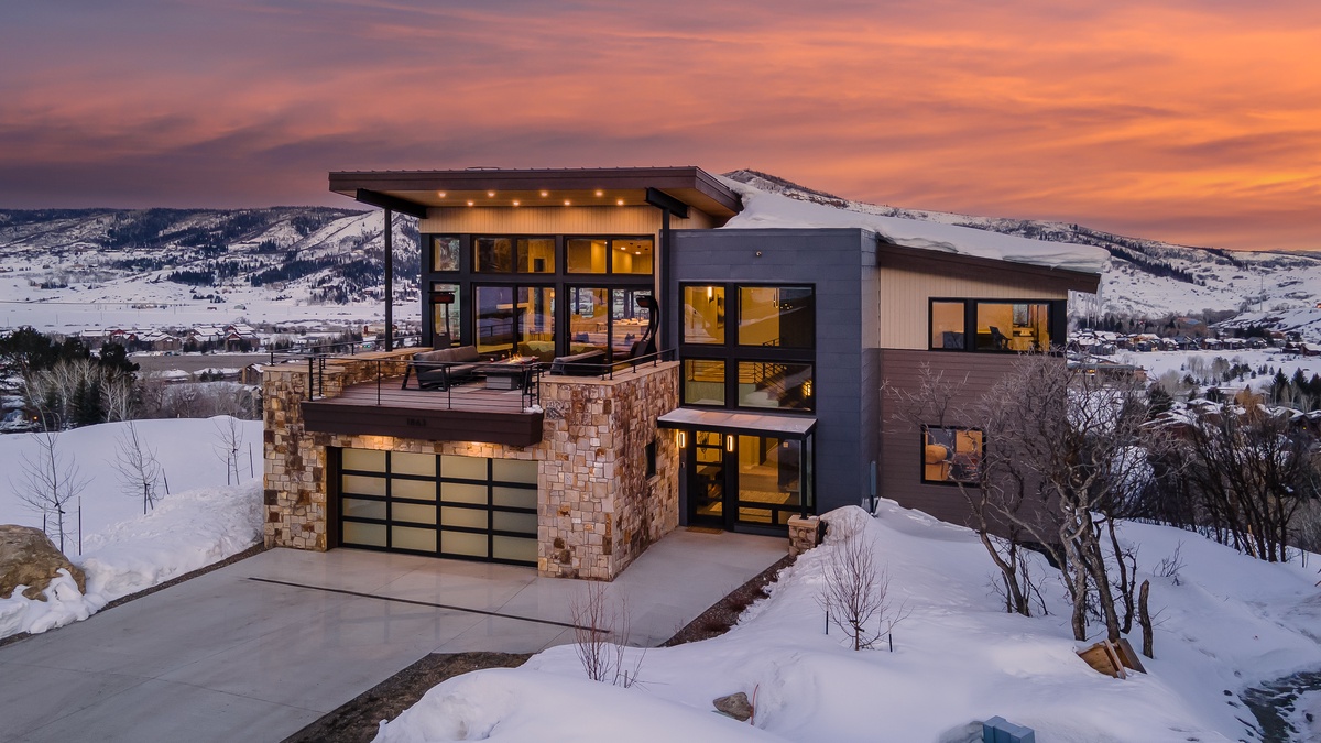 Welcome to Monarch Retreat