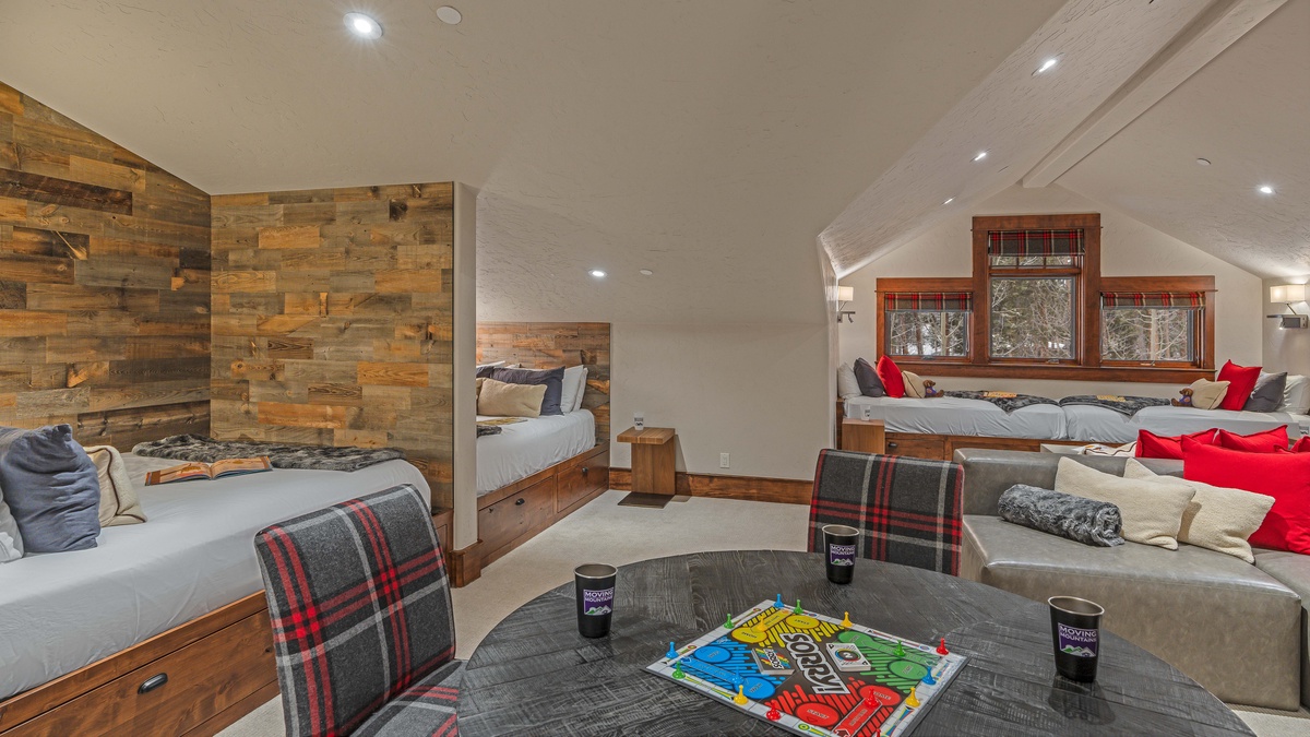 Bedroom 6, Upper Level - Kids' bedroom sleeps 7