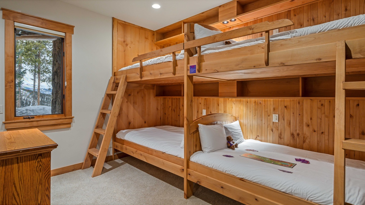 Bedroom 5, Lower Level - Bunkroom on lower level with full over full bunks