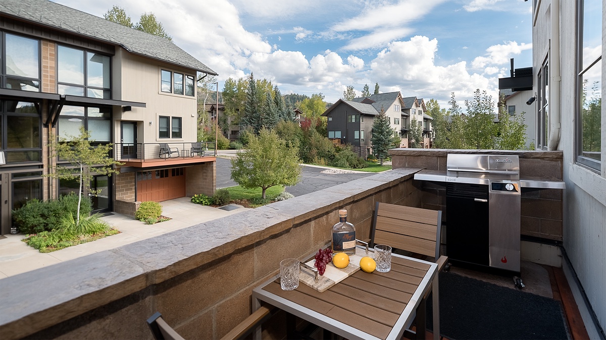 Deck, Main Level - Outdoor dining table with grill