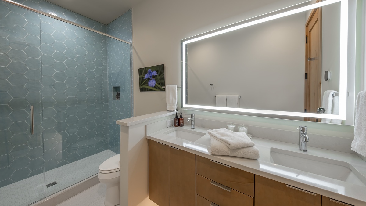 King Bedroom 3 ensuite