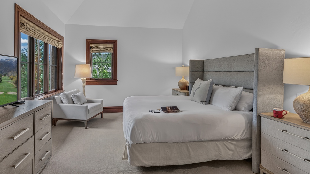 Bedroom 2, Upper Level - King bedroom