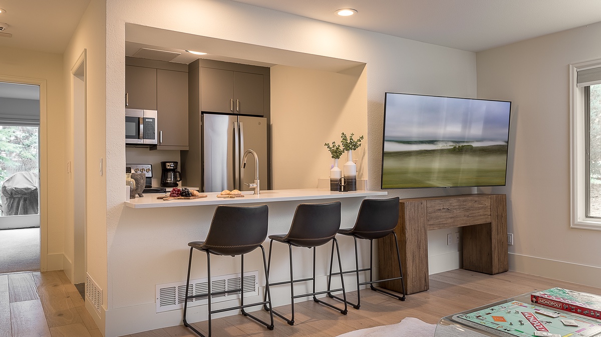 Attached Apartment Kitchen, Main Level