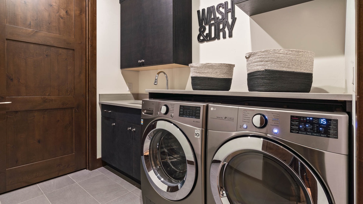 Lower level laundry room