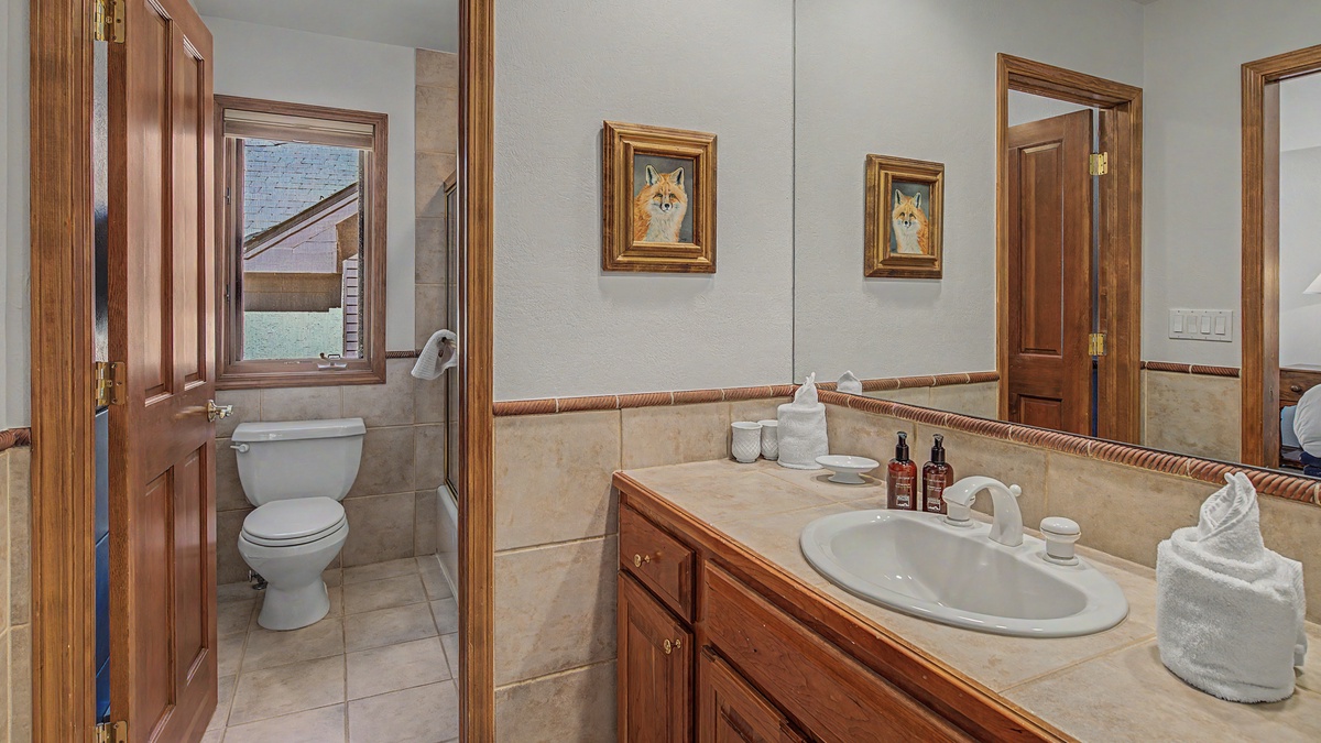 Bedroom 3, Upper Level - Ensuite with single vanity