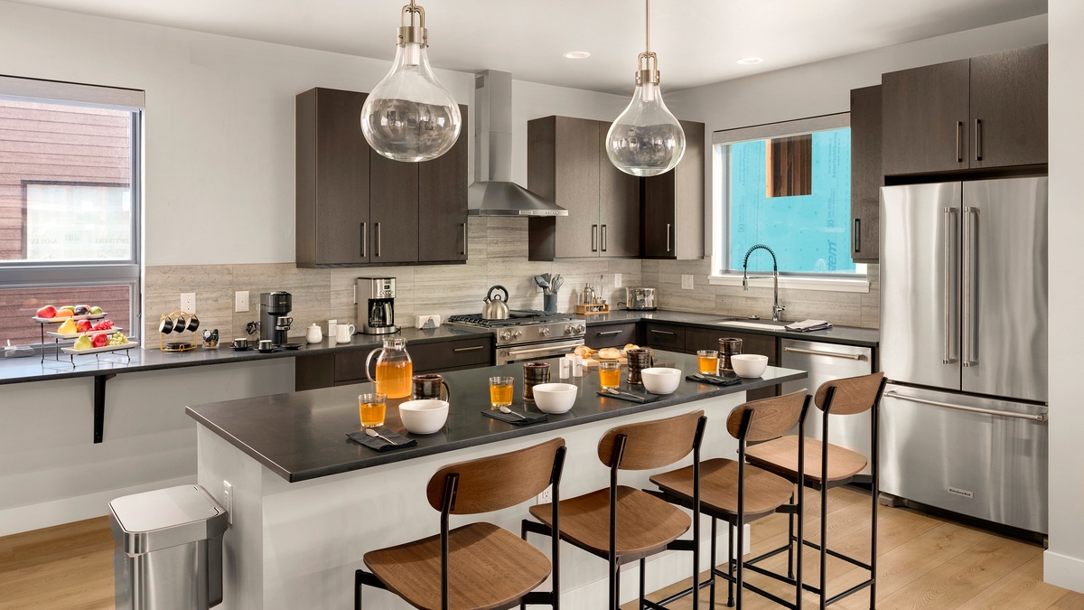 Kitchen, Main Level - With bar seating