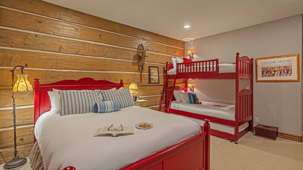 Bedroom 3, Lower Level - Queen bedroom with twin bunk on lower level