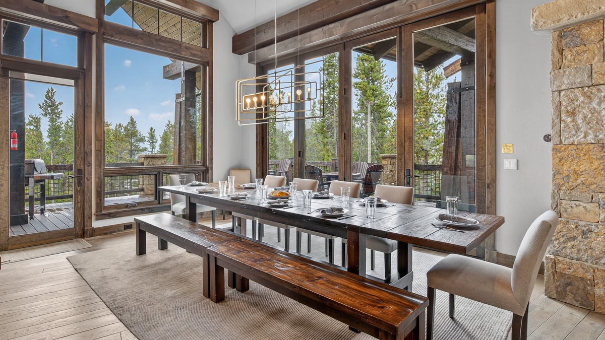 Dining Area, Upper Level - Enjoy the views