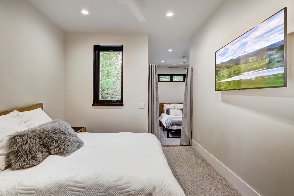 Bedroom 4, Lower Level - Two queens in separate sleeping areas