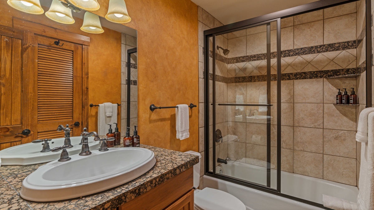 Shared hall bath on upper level