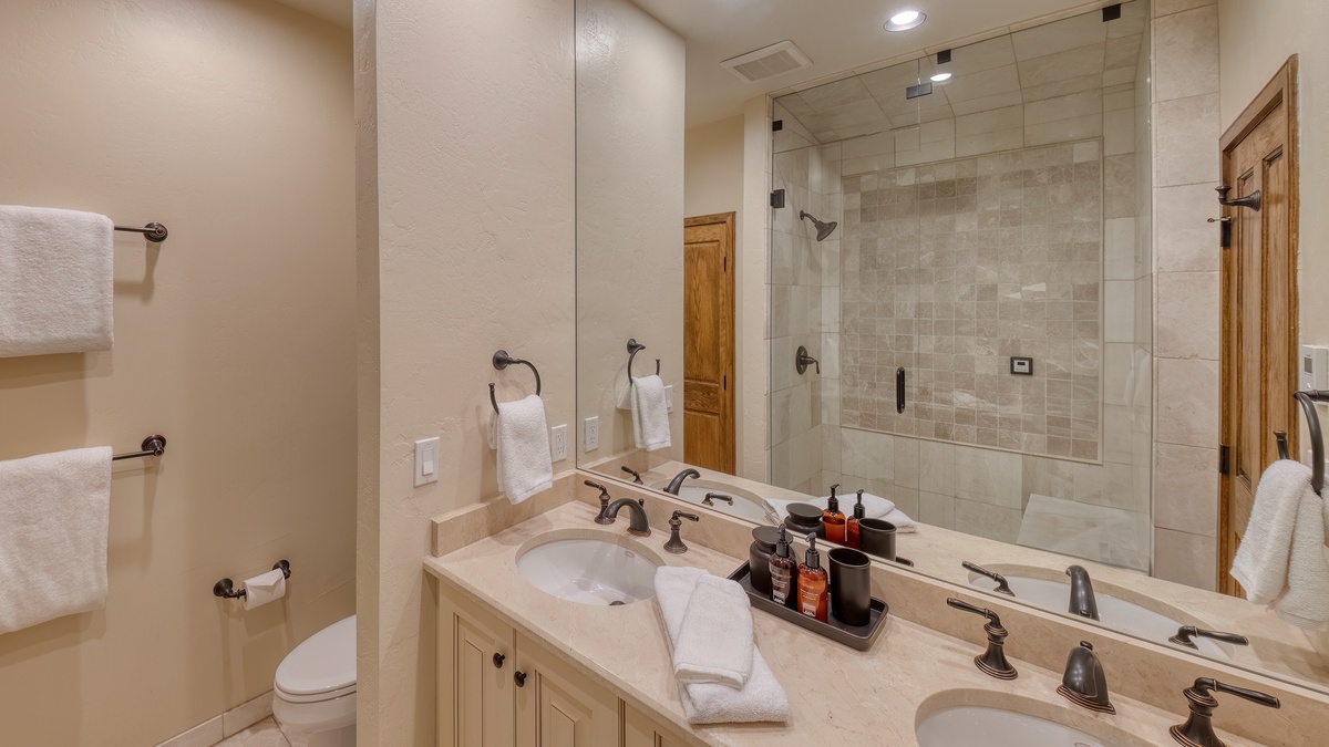 Bedroom 1, Upper Level - Primary Ensuite