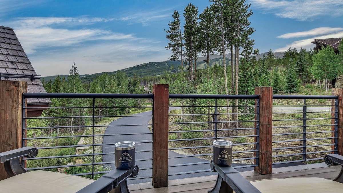 Bedroom 6, Upper Level - King bedroom deck