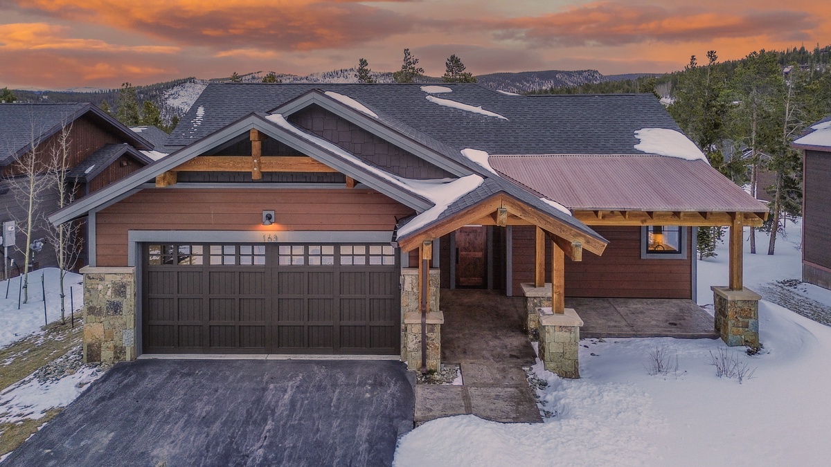 Cherrybrook Chalet, Exterior - Front