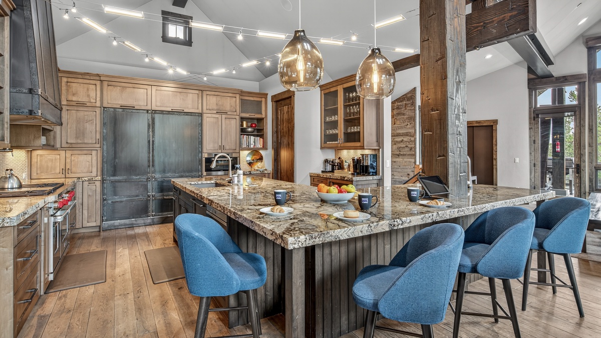 Kitchen, Upper Level