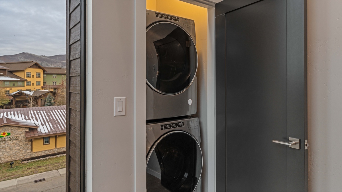 Laundry, Upper Level, Kingdom House