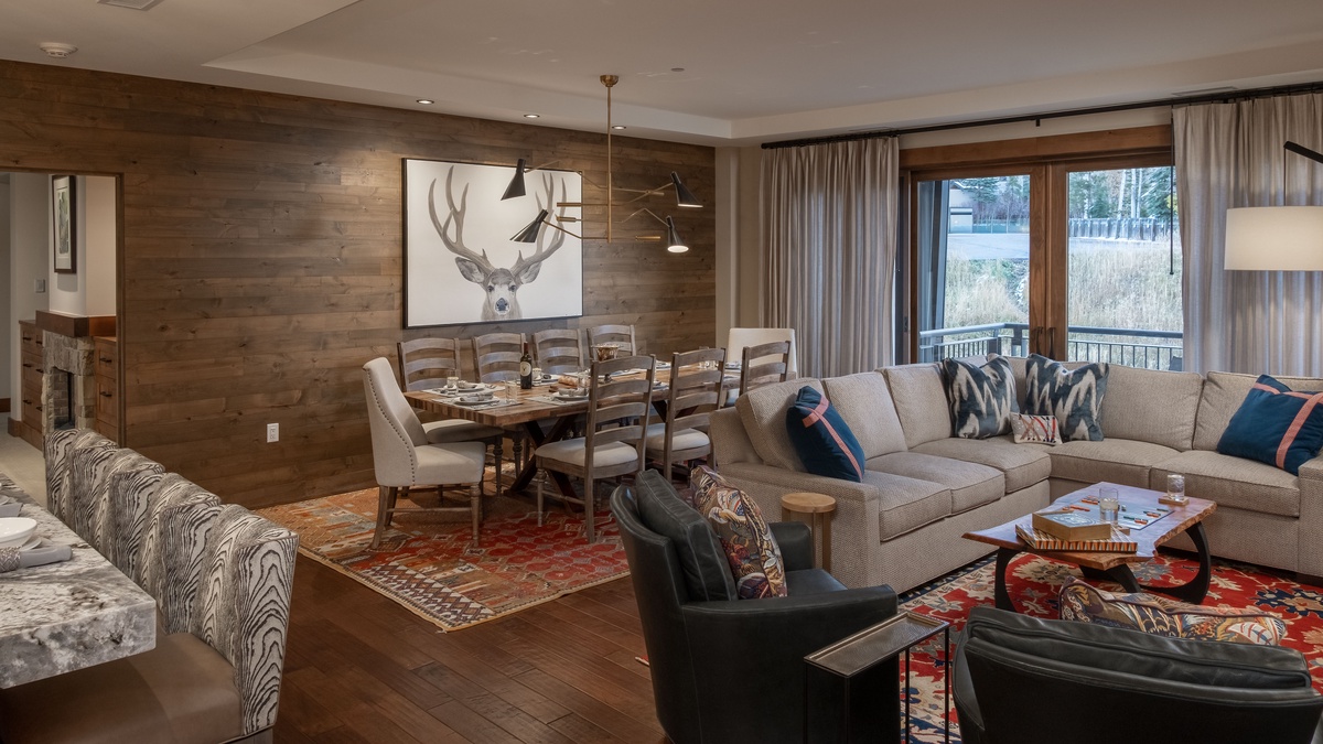 Great Room, Main Level - Cozy seating area with open access to dining space