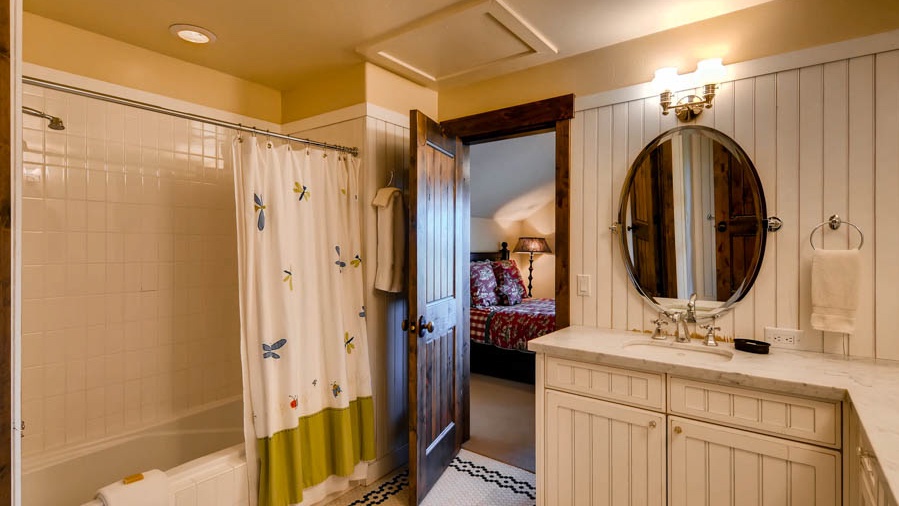 Bedroom 4 & 5 Upper level shared Jack and Jill bath