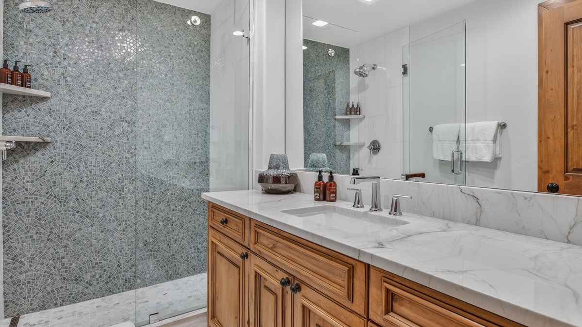 Bedroom 3, Lower Level - King Ensuite