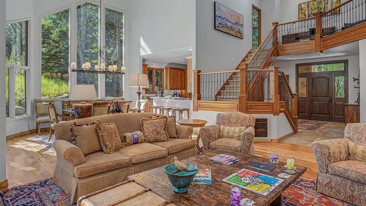Great Room, Main Level - Seating area beside staircase