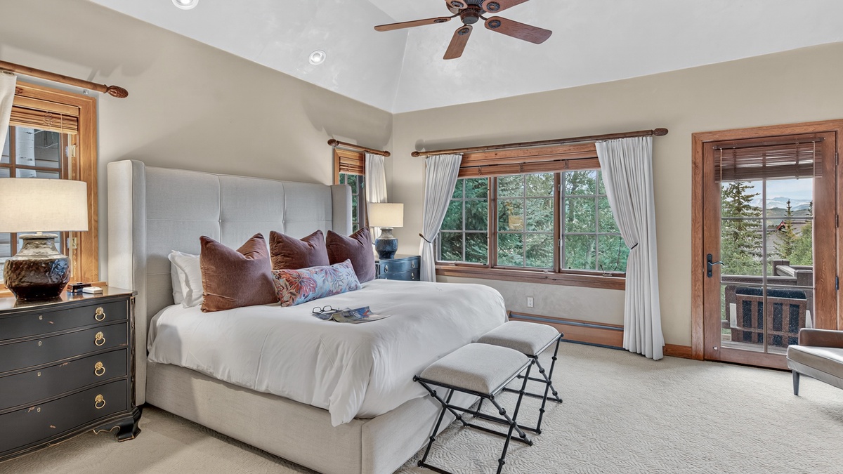 Bedroom 1, Main Level - Primary suite