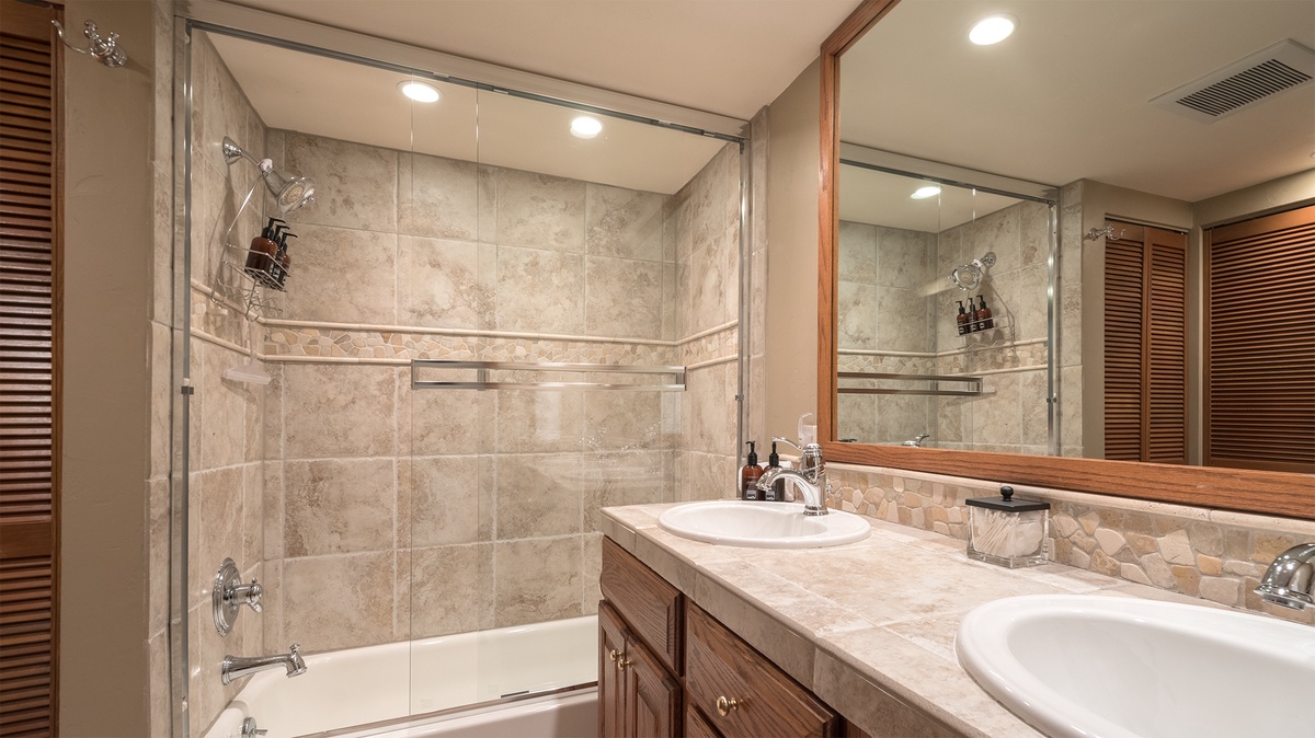 Bedroom 3, Lower Level - King ensuite