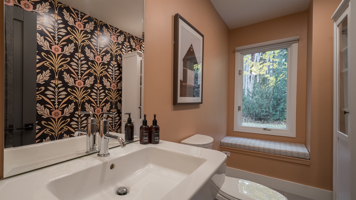 Powder Room, Main Level