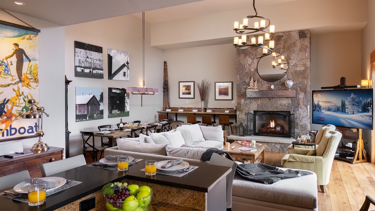Great Room, Main Level, Sunshine Peak Chalet - Open layout with seating area and fireplace