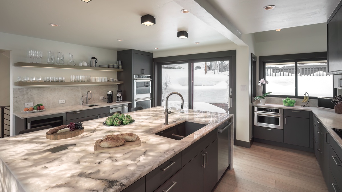 Kitchen, Main Level - With island and counter seating