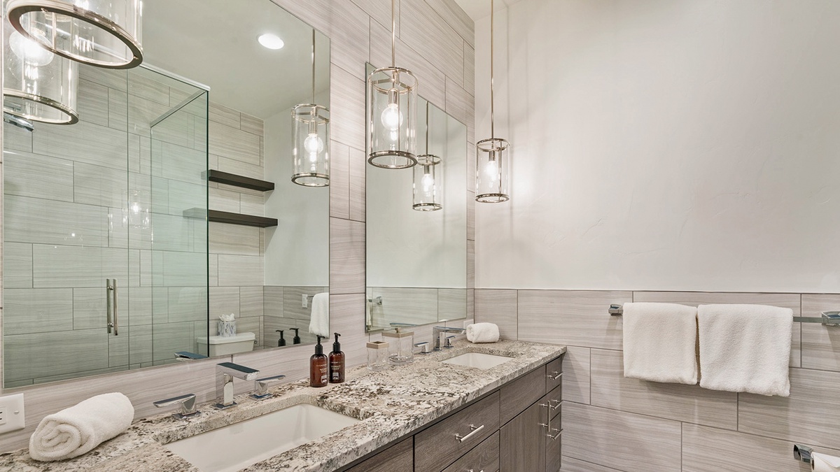 Bedroom 2, Lower Level - Ensuite