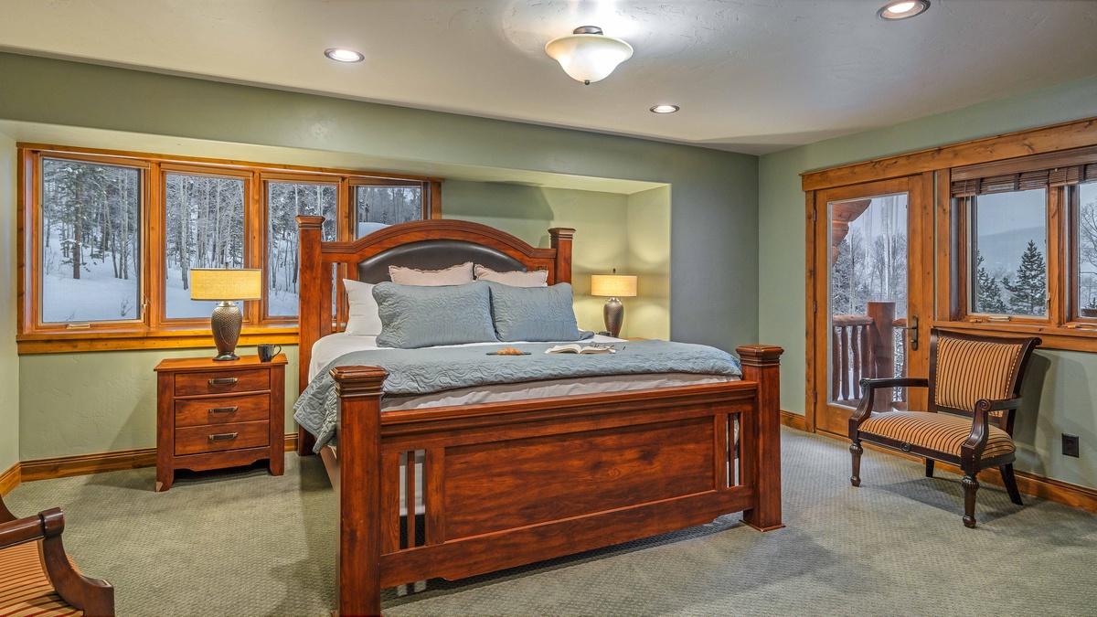 Bedroom 1, Upper Level - Primary king suite on upper level with private balcony