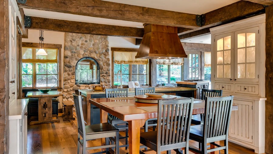 Pub table seats 4 adjacent to kitchen