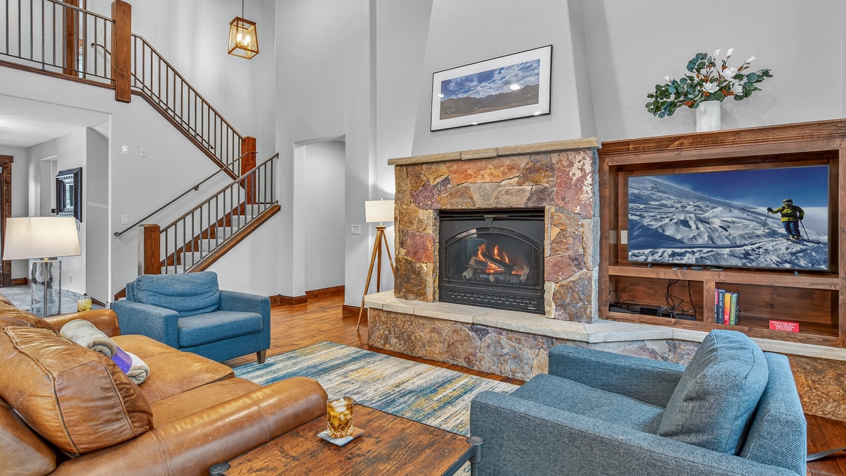 Great Room, Main Level - With fireplace