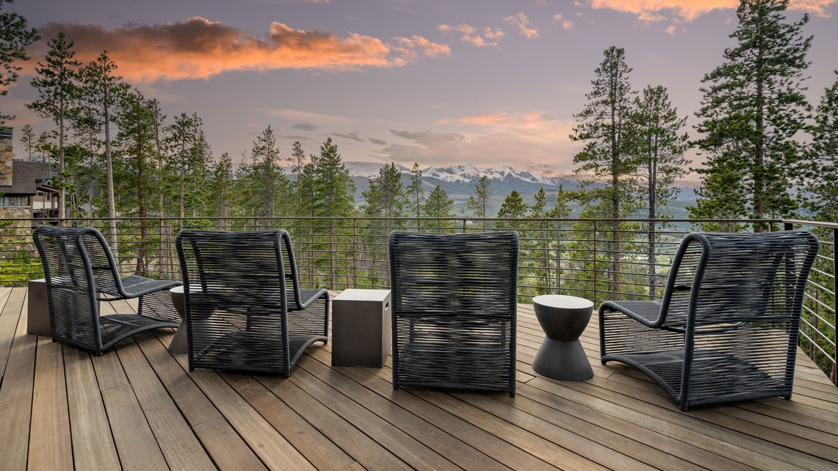 Deck seating with stunning views
