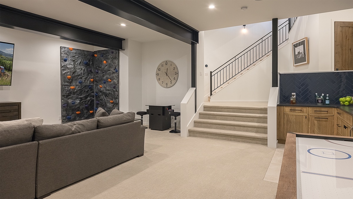 Recreation Room, Lower Level - With seating area and stairs