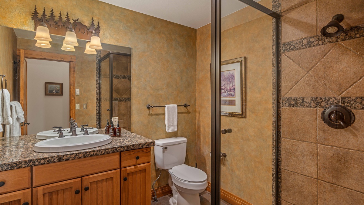 Shared hall bath on main level