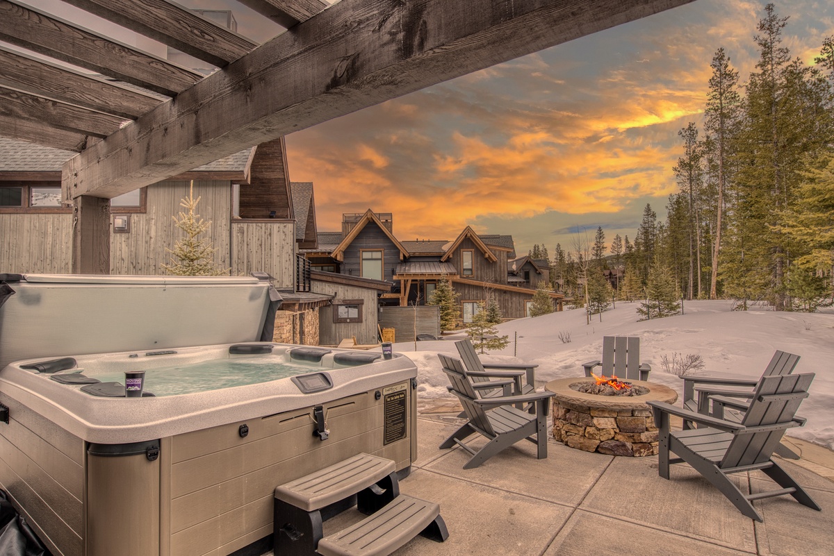 Patio, Lower Level - Hot tub and fire pit on the back patio