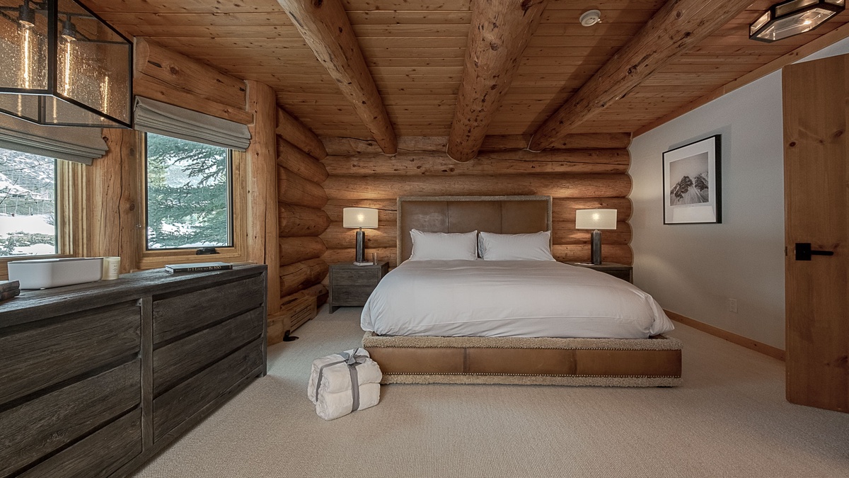 Bedroom 1, Main Level - Cilantro King bedroom