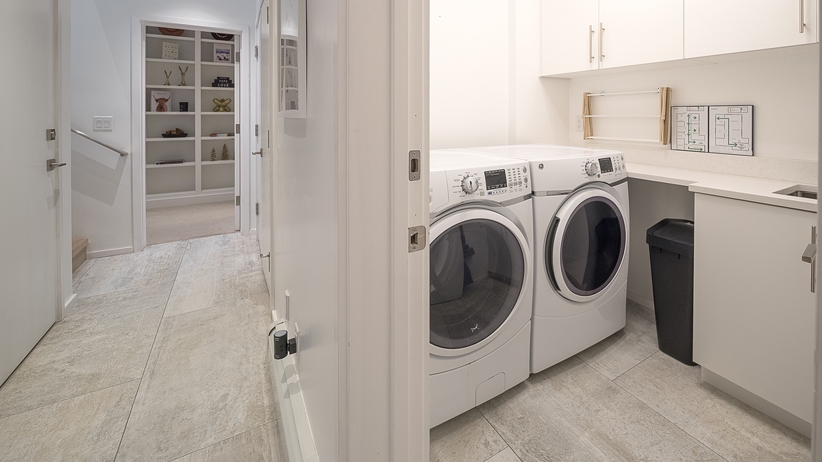 Laundry, Lower Level - Washer and dryer