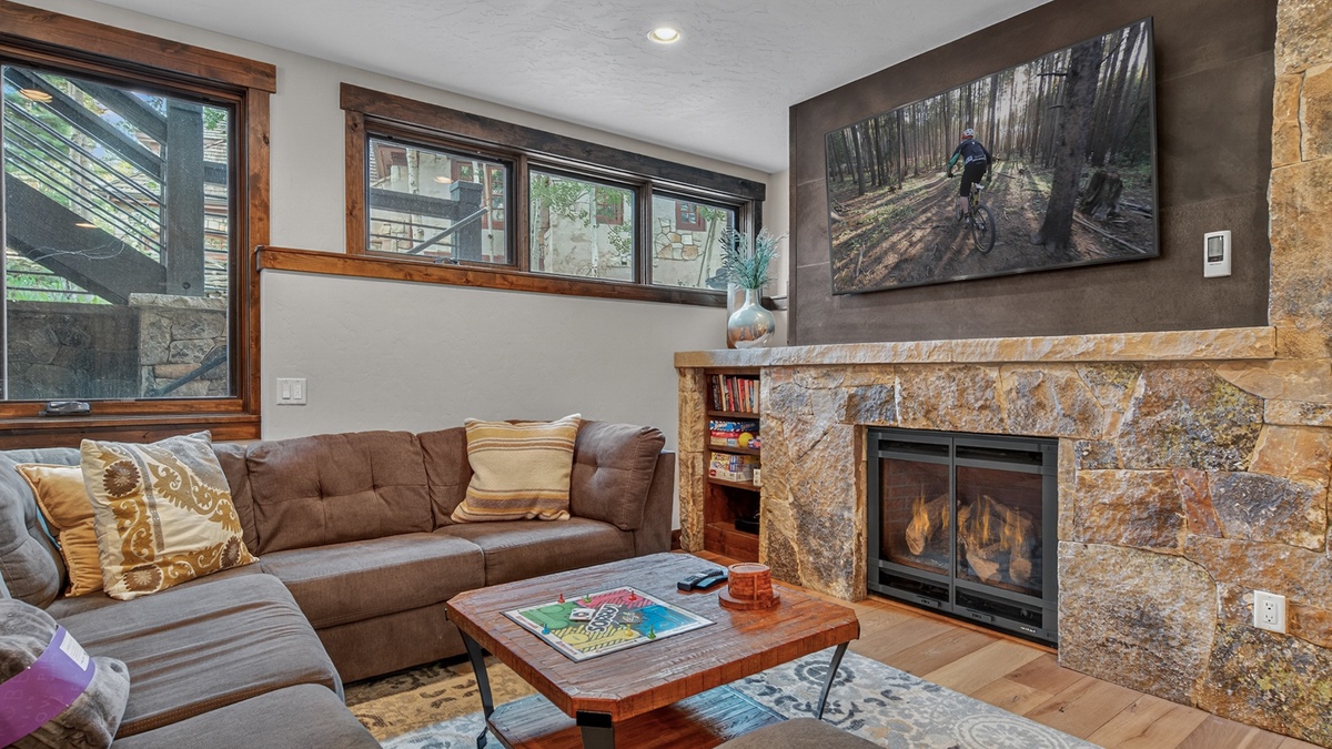 Family Room, Lower Level - Fireplace with comfortable seating area