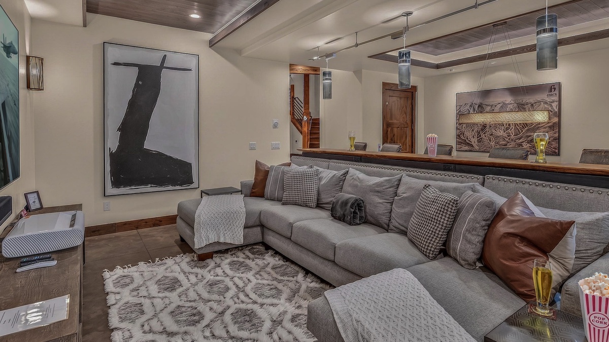 Recreation Room, Lower Level - Seating area with sectional sofa