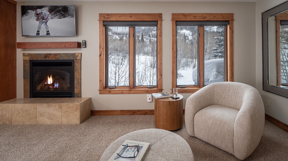 Bedroom 1, Upper Level - Primary king suite with comfortable seating area