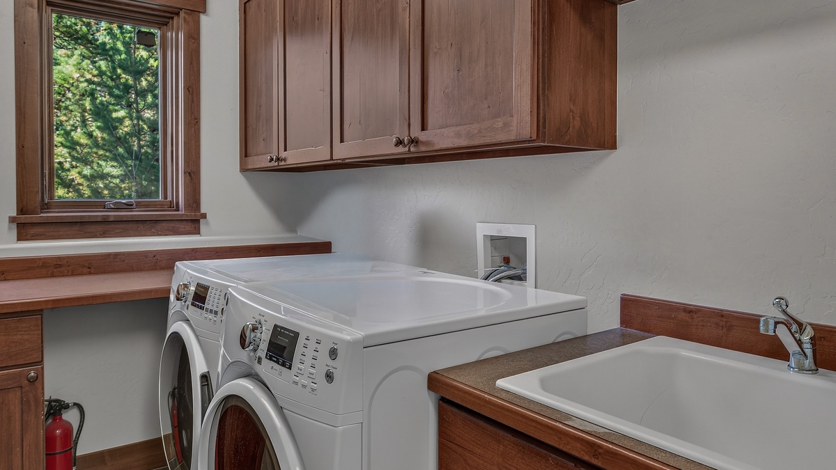 Laundry, Lower Level - Washer and dryer