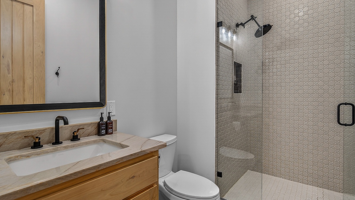 Bedroom 2, Lower Level - Ensuite