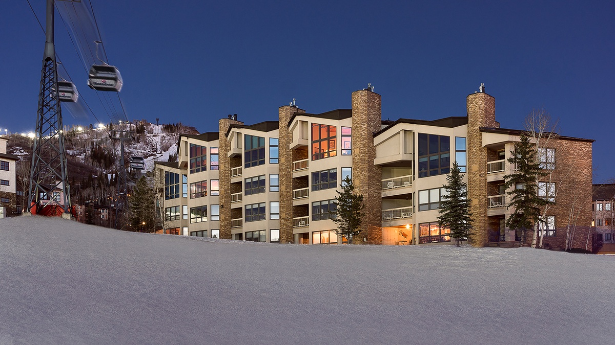 Exterior - Slopeside View