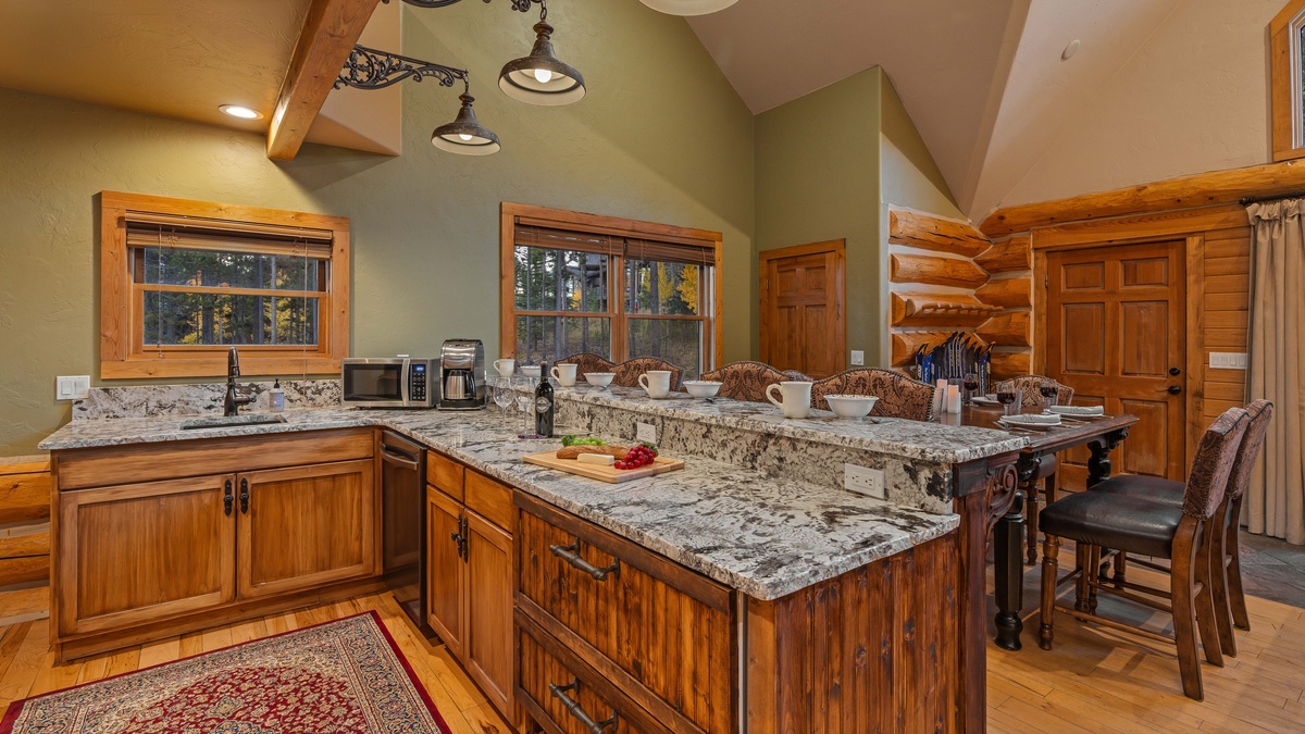 Upper Level - Family room with bar and hightop dining table