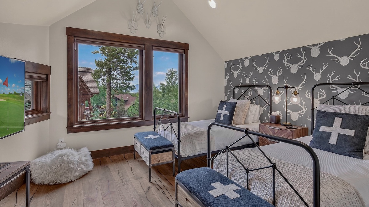 Bedroom 5, Upper Level - Two XL twin beds